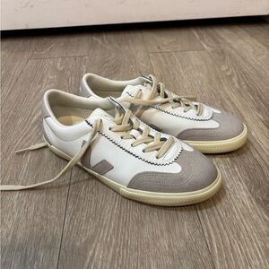 VEJA Volley Low-Top Court Sneakers – Size 7